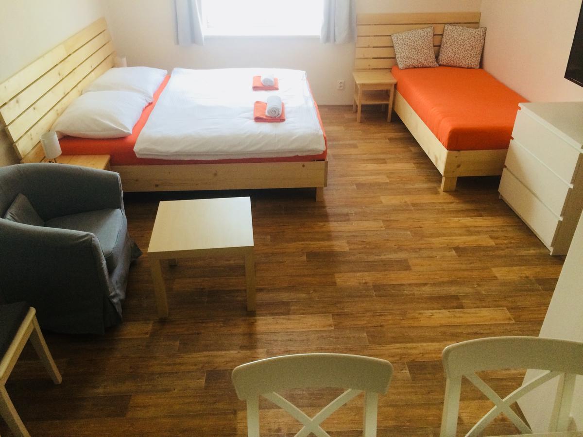 Apartmany A Ubytovani Mlynice Litovel Exterior photo