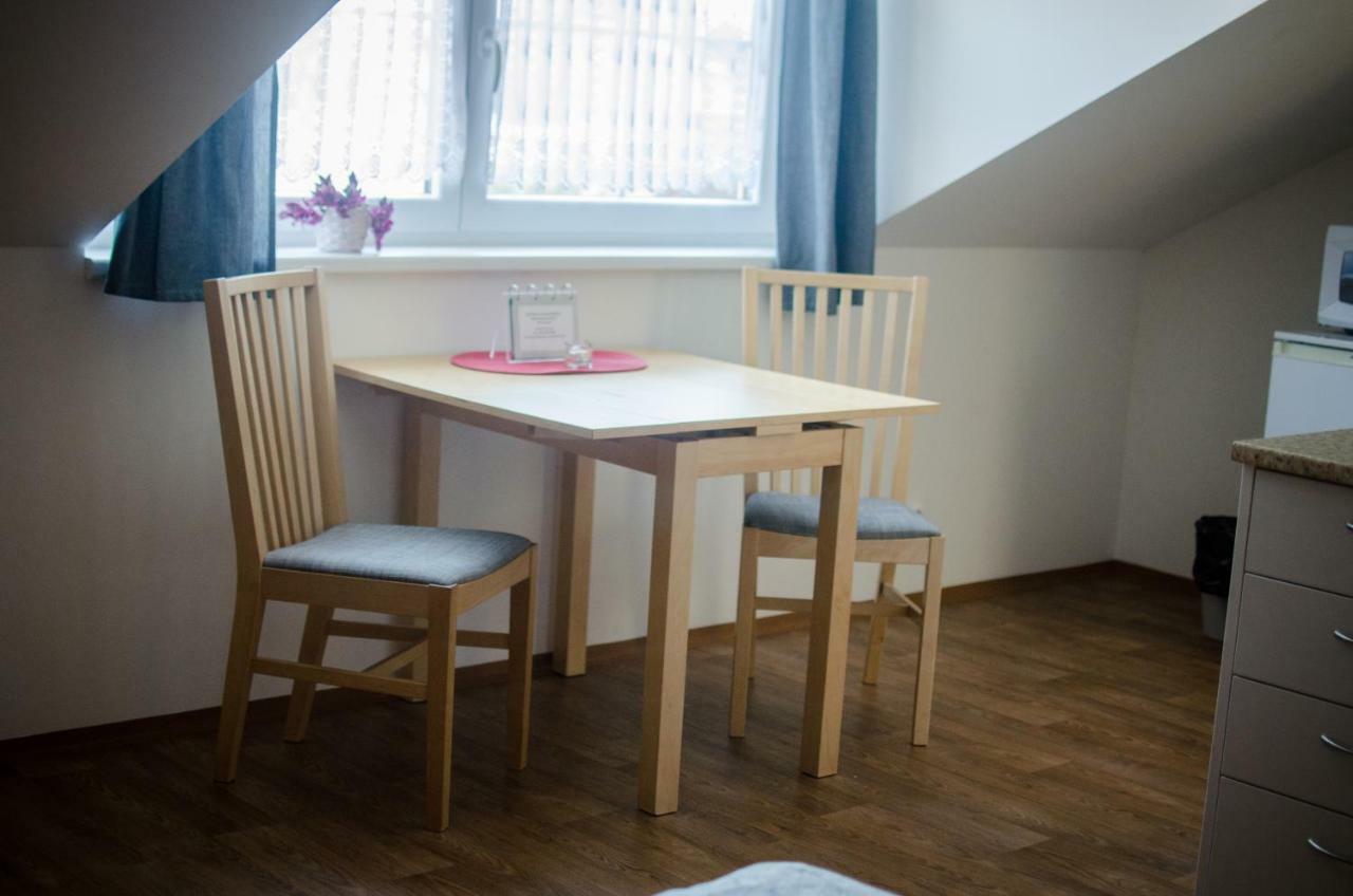 Apartmany A Ubytovani Mlynice Litovel Exterior photo