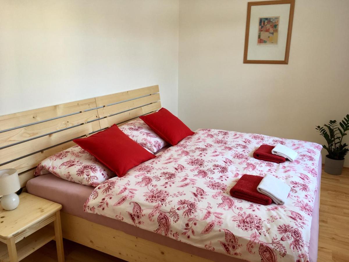 Apartmany A Ubytovani Mlynice Litovel Exterior photo